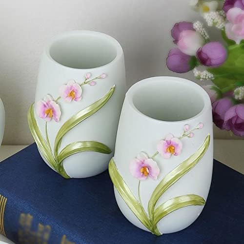 Moisture 5-Piece Toiletry Set