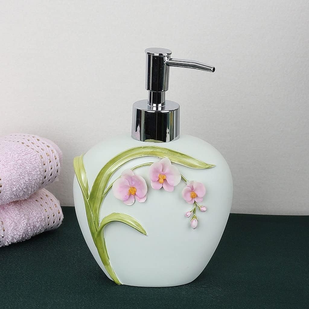 Moisture 5-Piece Toiletry Set