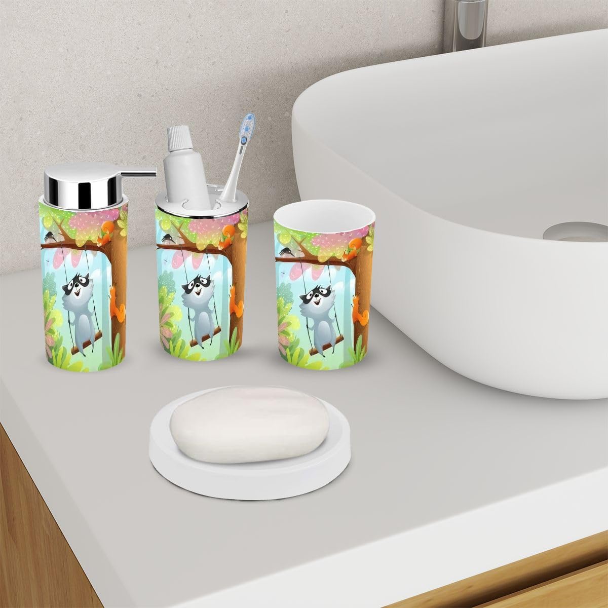 Hilarious Bathroom Set 6-Piece Raccoon Squirrel design