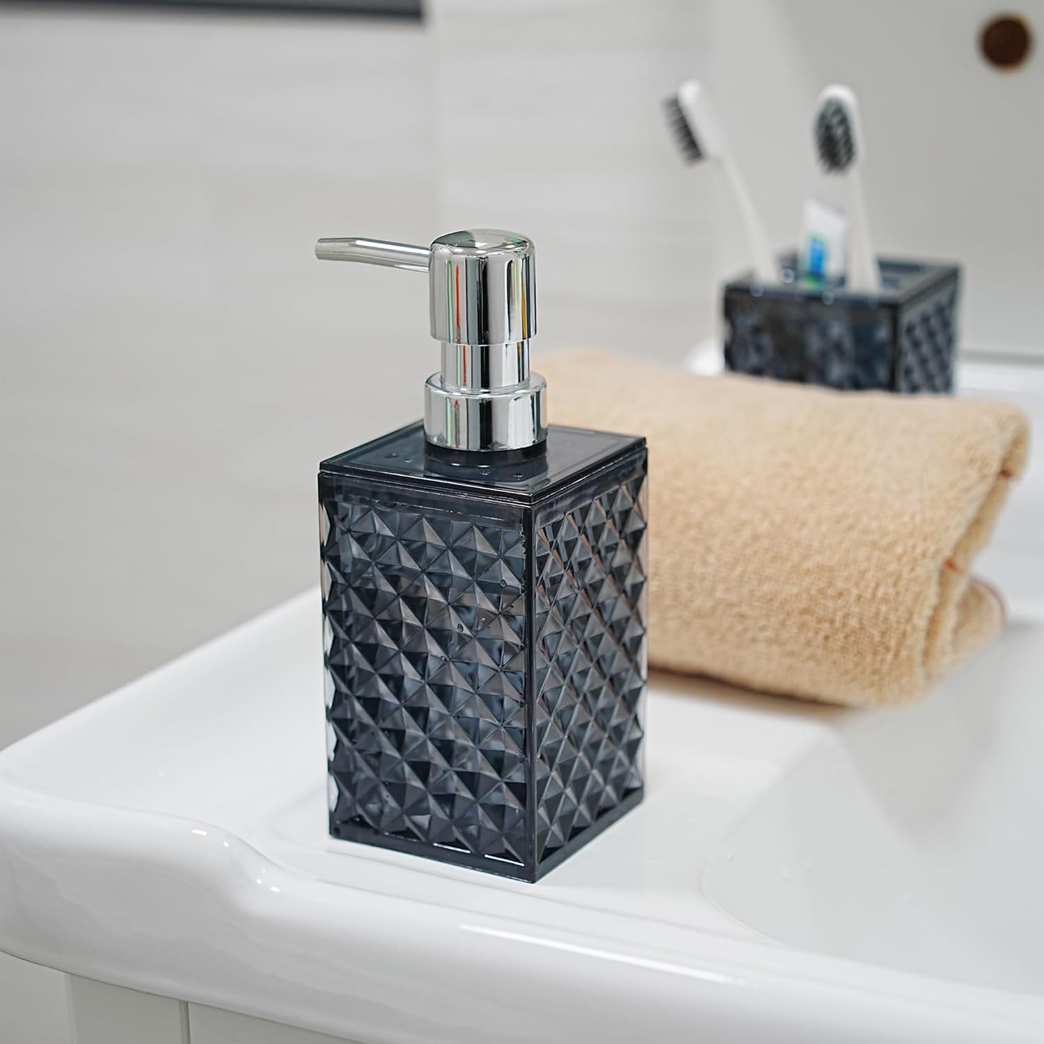 Grey Bathroom Accessory Set 4PCS Diamond Pattern