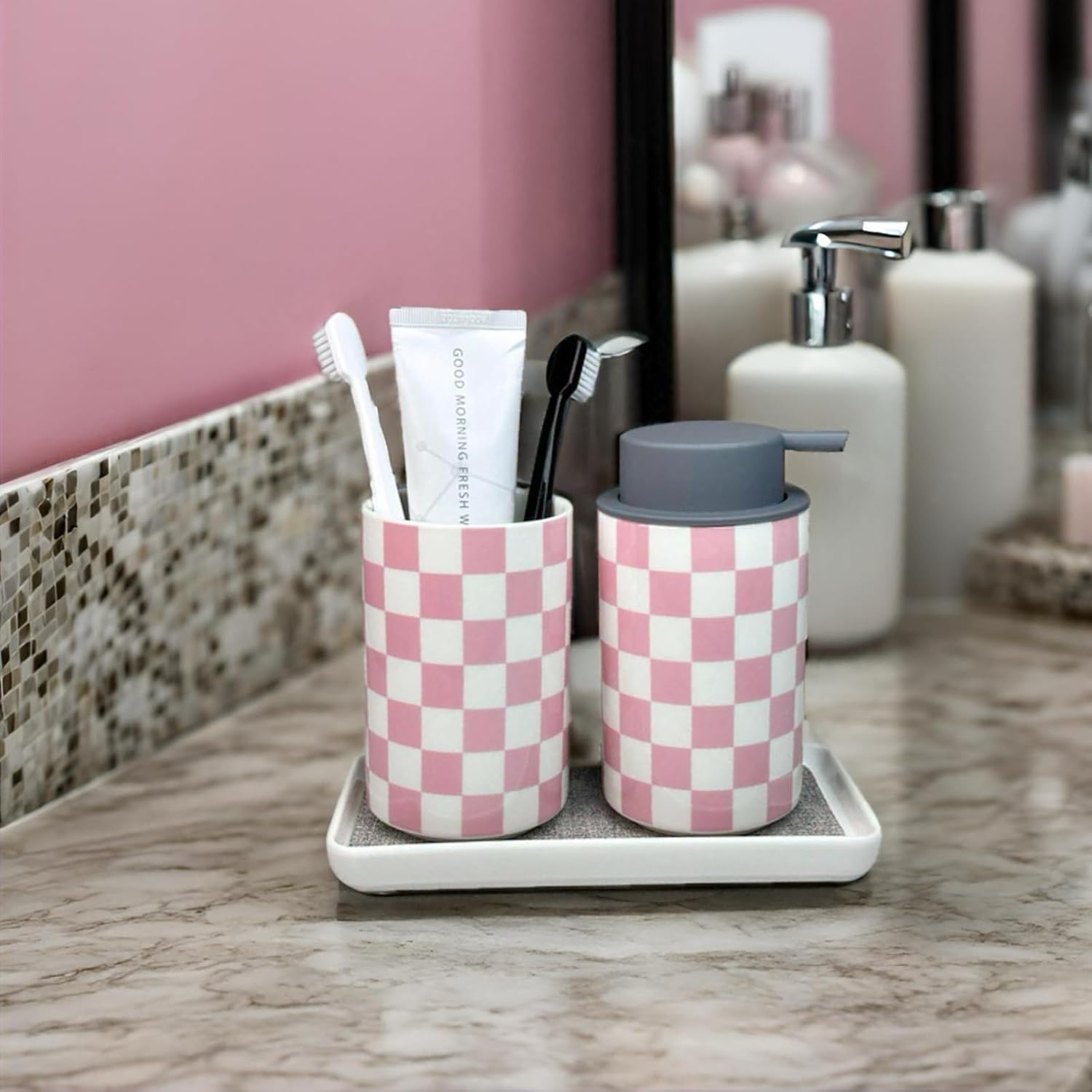 Pink Checkered Ceramic Bathroom Accessory Set 1