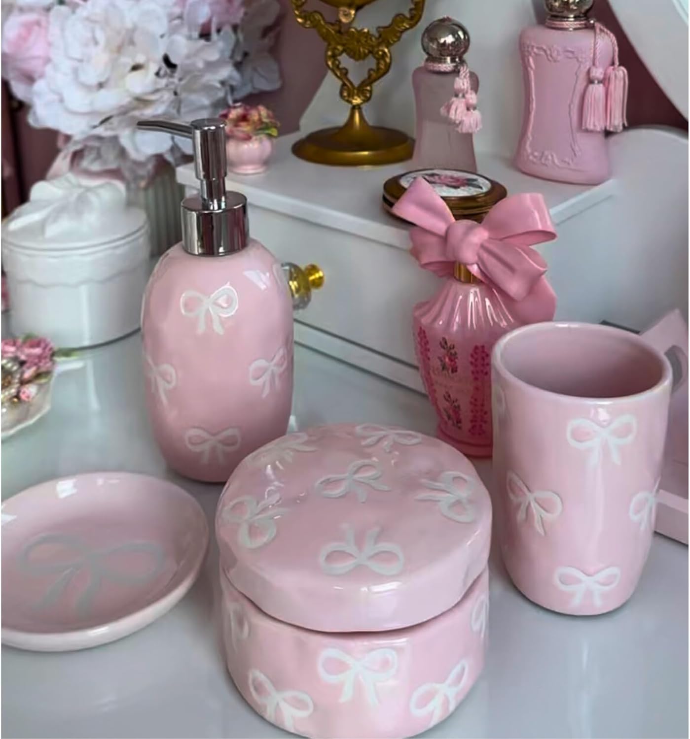 Luxape Bow 4-Piece Ceramic Bathroom Set - Pink