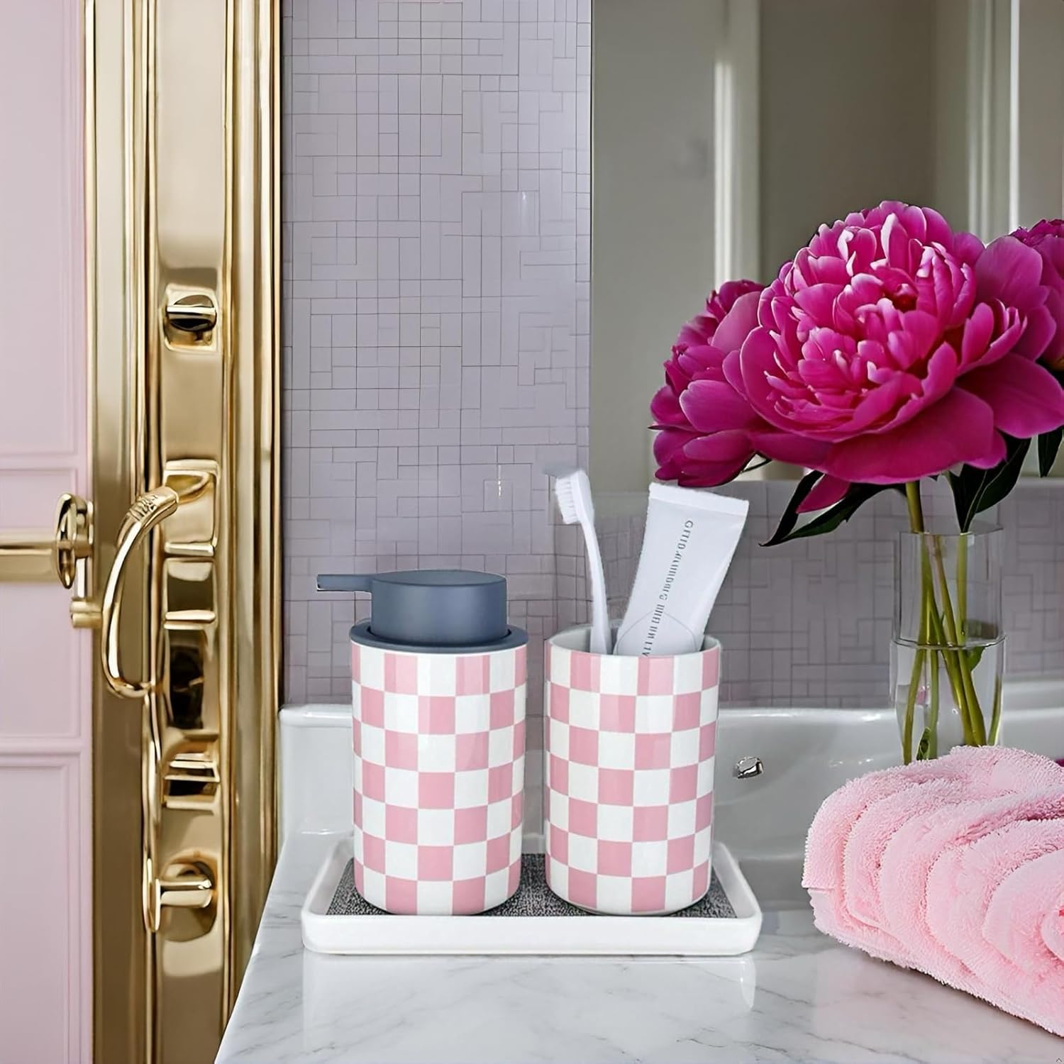 Pink Checkered Ceramic Bathroom Accessory Set 1