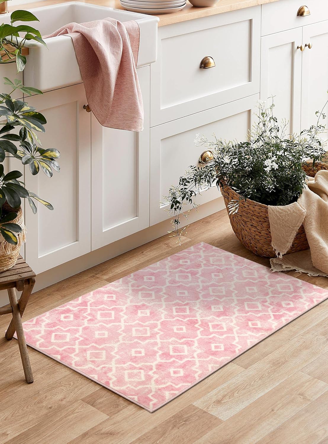 Moroccan Trendy Moroccan Washable Area Rug Small Pink Rug
