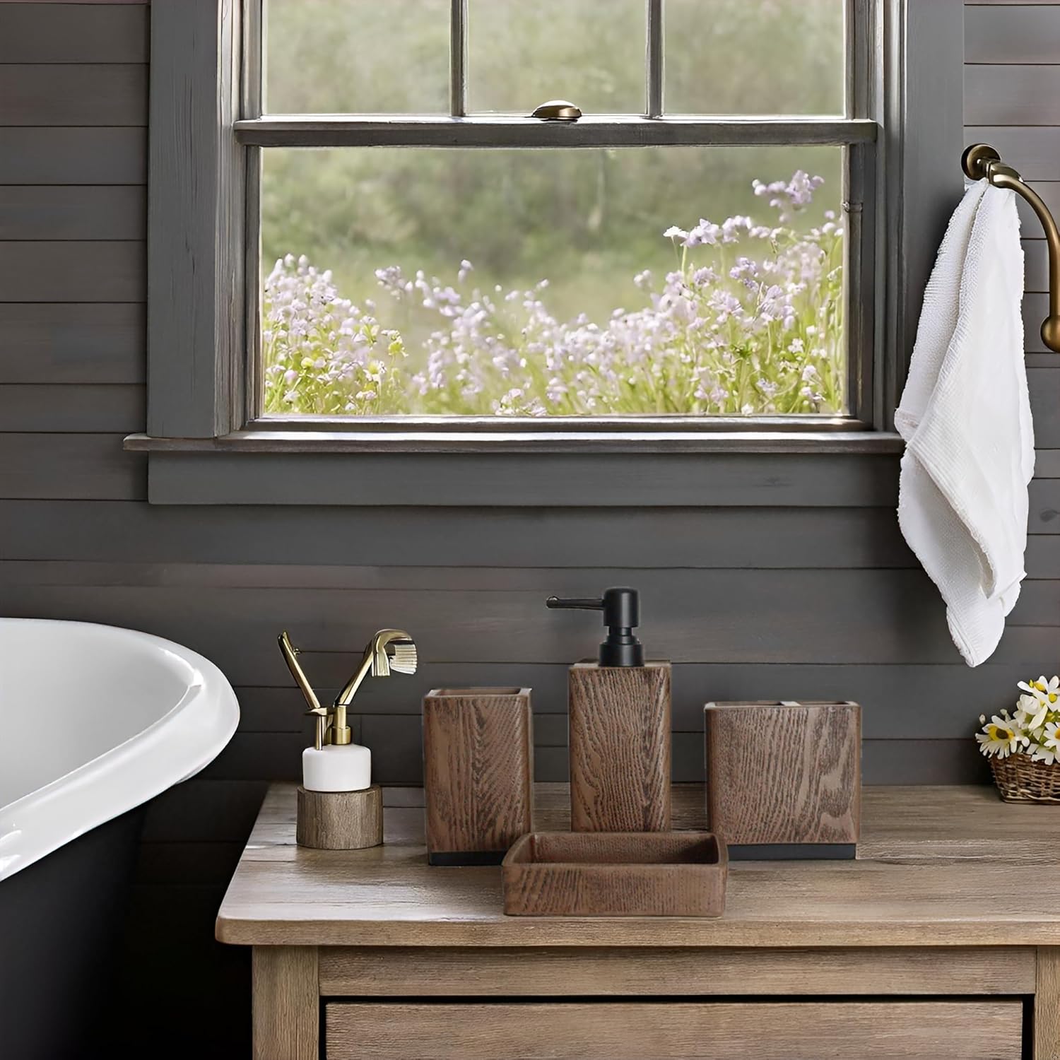 Hymmah Wood Grain Bathroom Accessory Set 4 Pcs