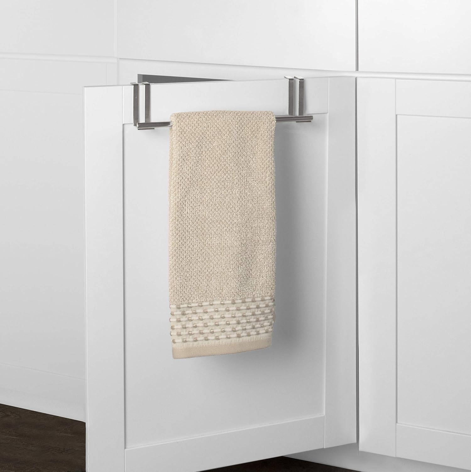Spectrum Diversified - Modern Towel Holder